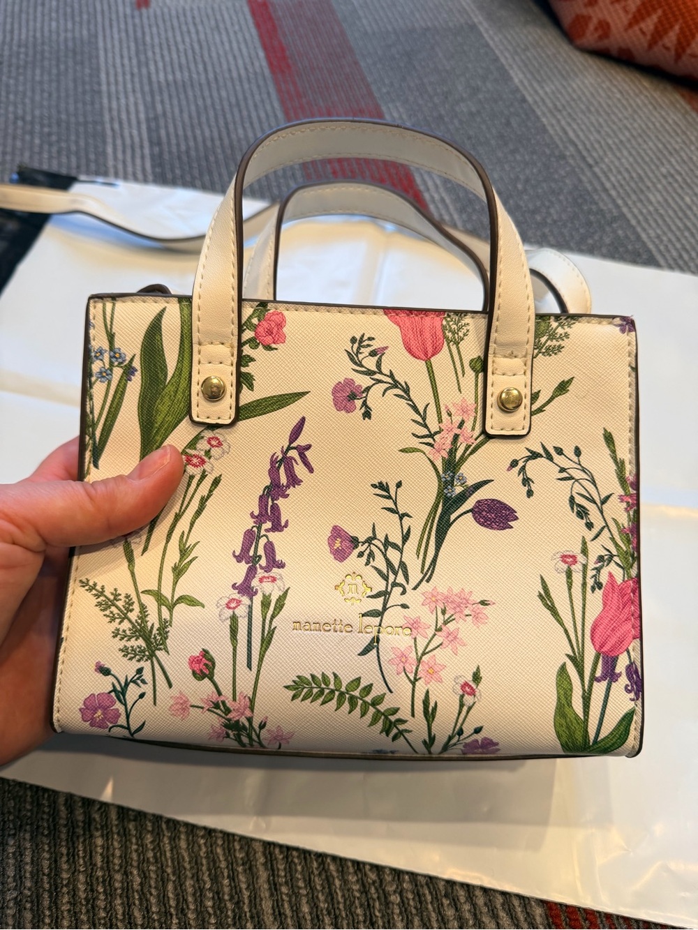 Nanette Lepore Floral Crossbody Tote Magnetic Snap Size 6x7x3” Adjustable Strap - Picture 8 of 13